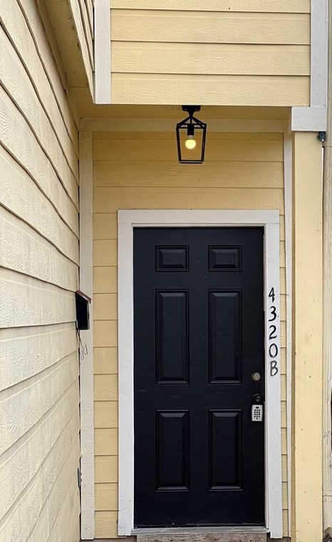4320 Maggie St, Houston, TX 77051-2778