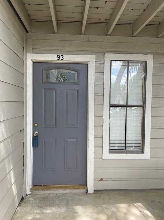 17401 Red Oak Dr #93, Houston, TX 77090