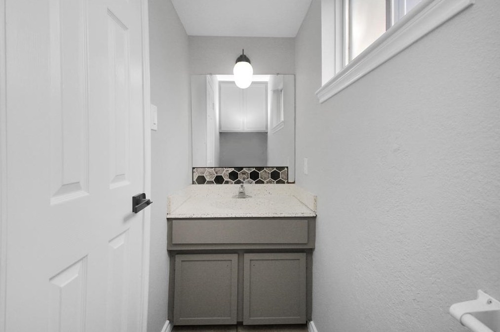 10519 Sagemeadow Ln, Houston TX  77089-3805 exterior