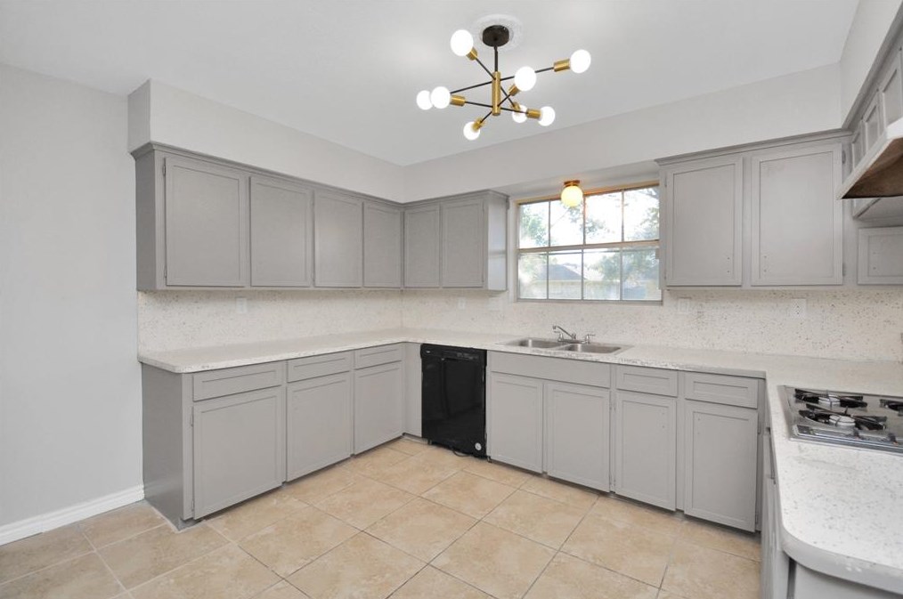 10519 Sagemeadow Ln, Houston TX  77089-3805 exterior