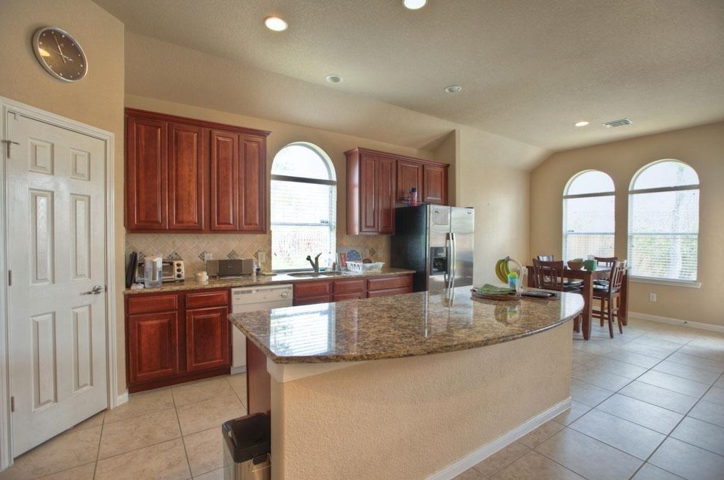 10 Tillamook Ct, Spring TX  77389-5350 exterior