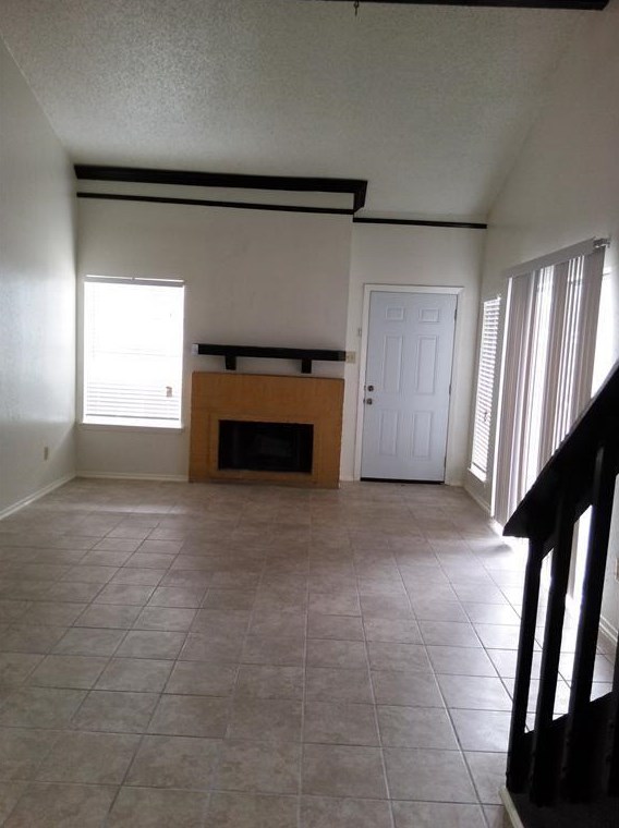 6333 Cattails Ln, Houston, TX 77035