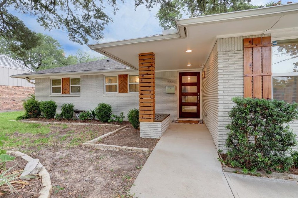 3815 Costa Rica Rd, Houston, TX 77092