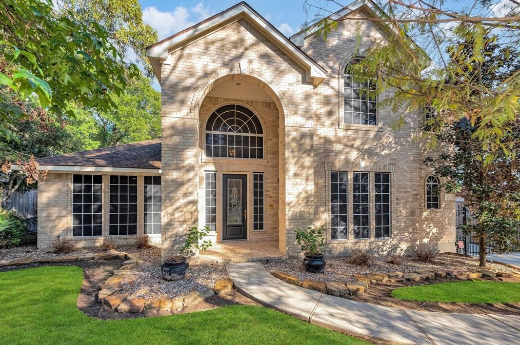 27 S Bristol Oak Cir, Spring, TX 77382