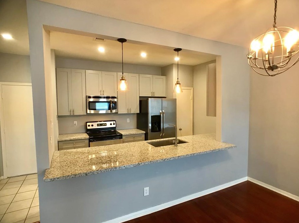 3268 Holly Hall St, Houston TX  77054-4146 exterior