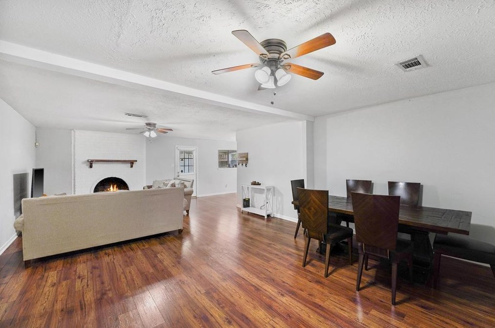 13931 Stoneshire St, Houston TX  77037-1742 exterior