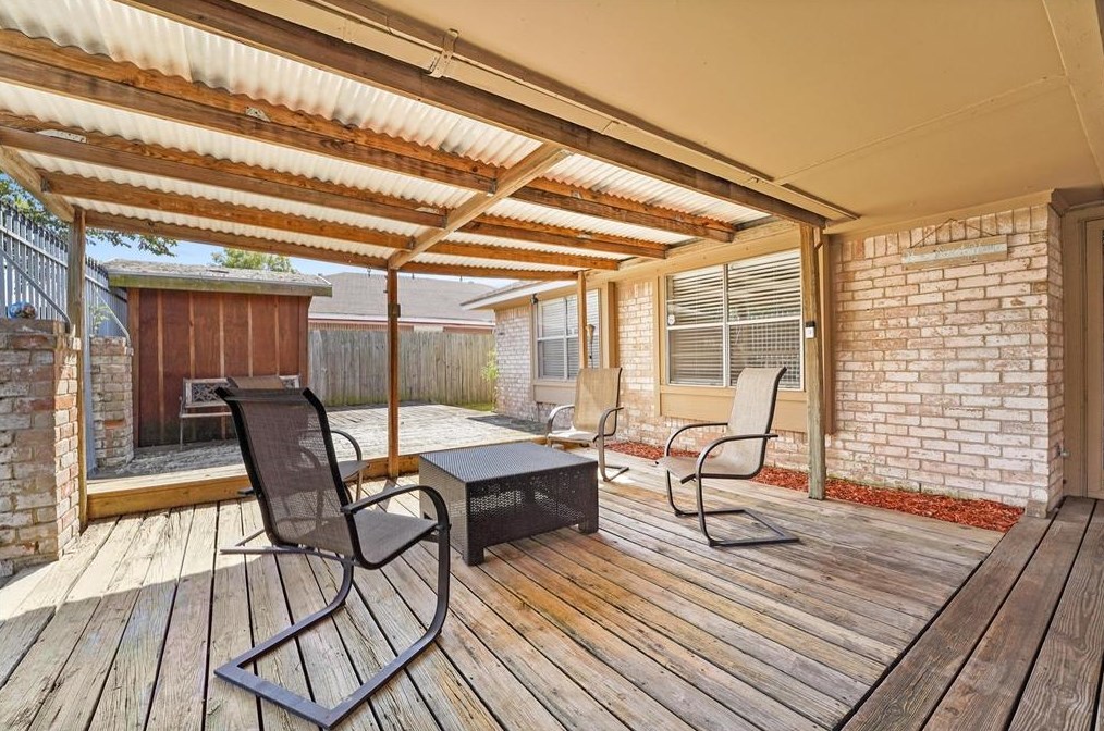 13931 Stoneshire St, Houston TX  77037-1742 exterior