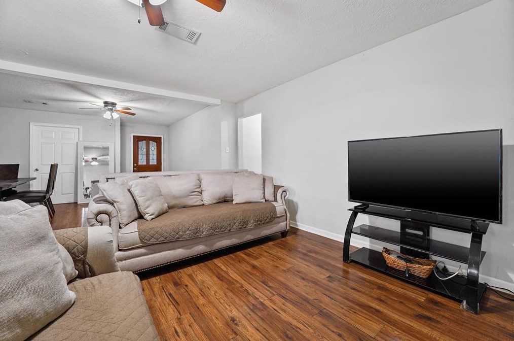 13931 Stoneshire St, Houston TX  77037-1742 exterior