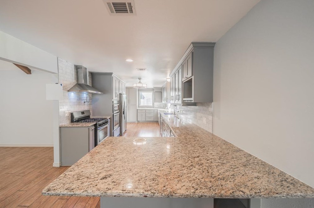14134 Cypress Frst Dr, Houston TX  77070-3007 exterior
