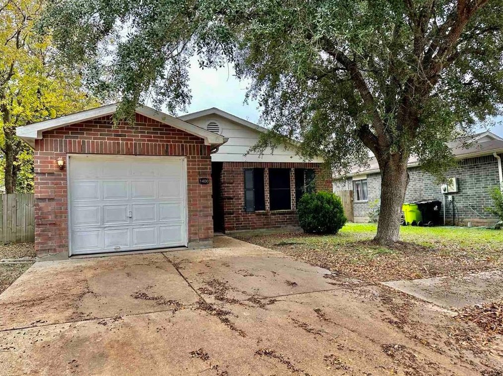 1400 Bridle Path, Richmond, TX 77471