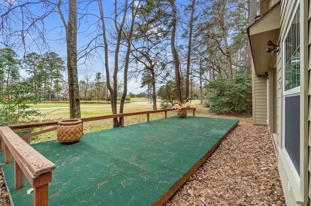 8 Timber Top Dr, Spring TX  77380-1445 exterior