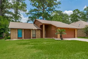 10419 Twin Circles Dr, Montgomery, TX 77356 - Photo 2