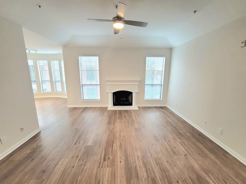 1255 Eldridge Pkwy #403, Houston, TX 77077