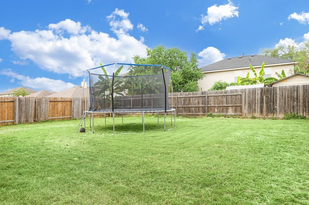 1222 Cross Draw Dr, Houston TX  77067-3509 exterior