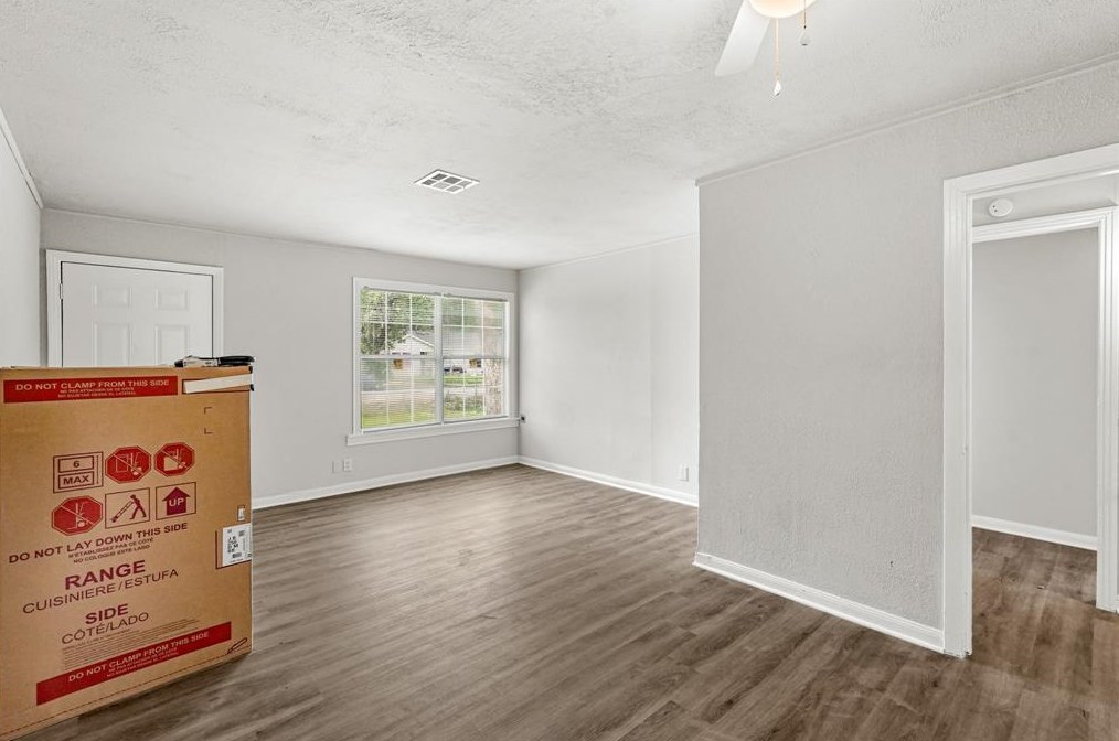 8306 Carolwood Dr, Houston TX  77028-2708 exterior