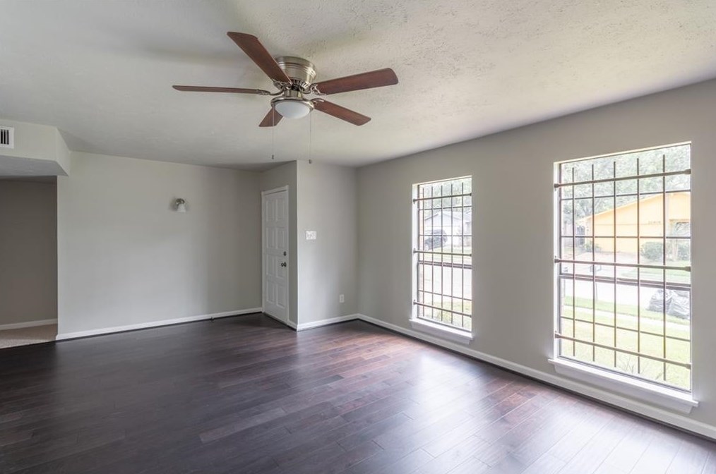 22907 Millgate Dr, Spring TX  77373-8616 exterior