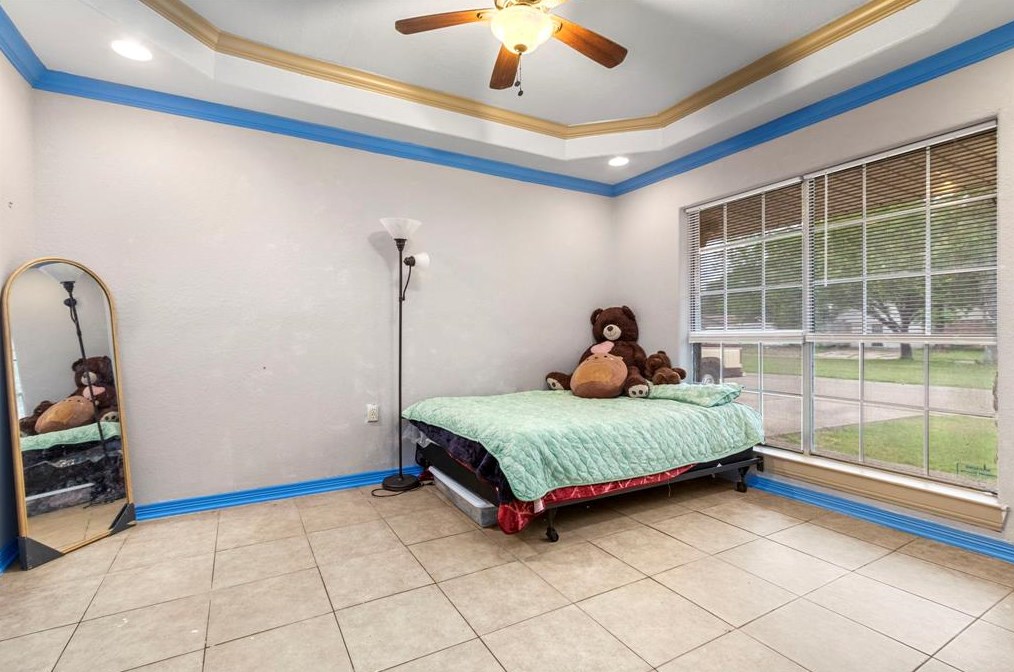 1608 Dabney Dr, Pasadena TX 77502-5448 exterior