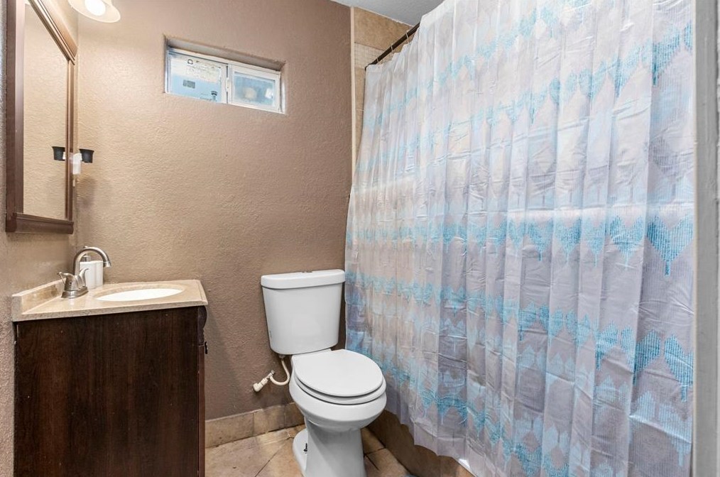 1608 Dabney Dr, Pasadena TX 77502-5448 exterior