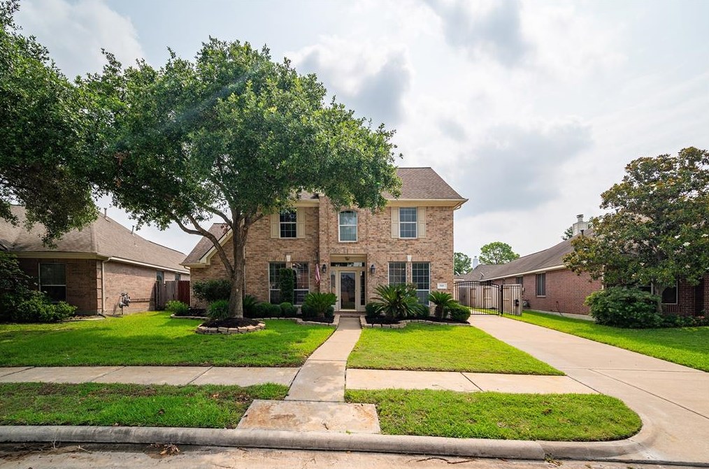 9315 Slate Stone Ct, Houston, TX 77064-7494