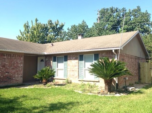 9410 Magnolia Ridge Dr, Houston TX  77070-1935 exterior