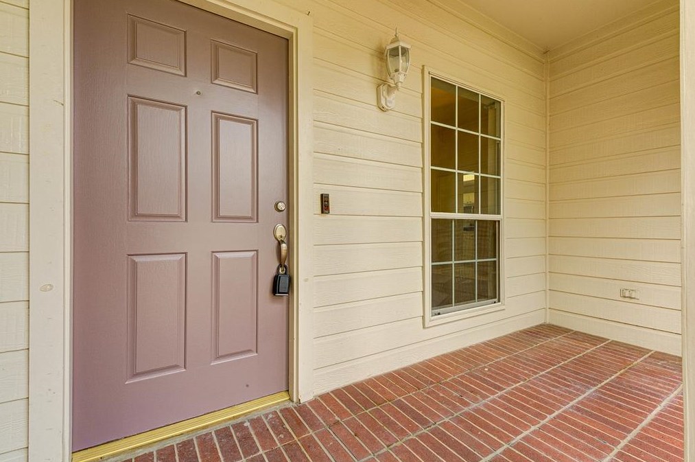 2407 Daneswood Ct, Spring TX  77388-2710 exterior