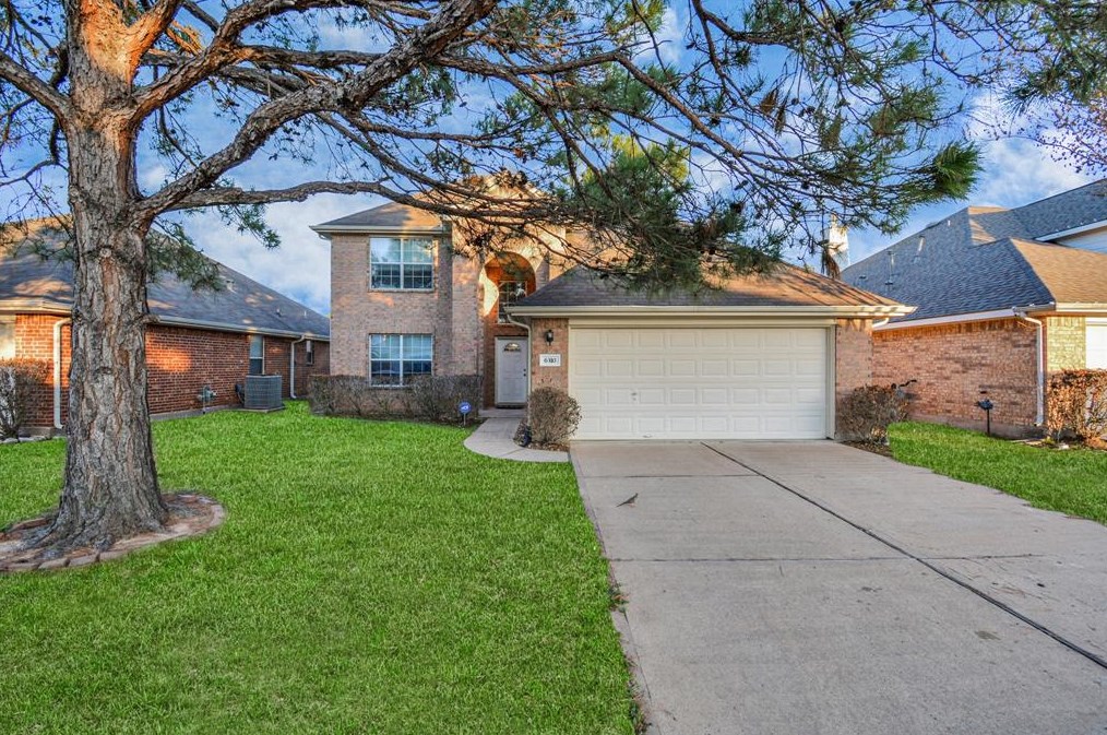 6310 Bonnie Chase Ln, Katy, TX 77449