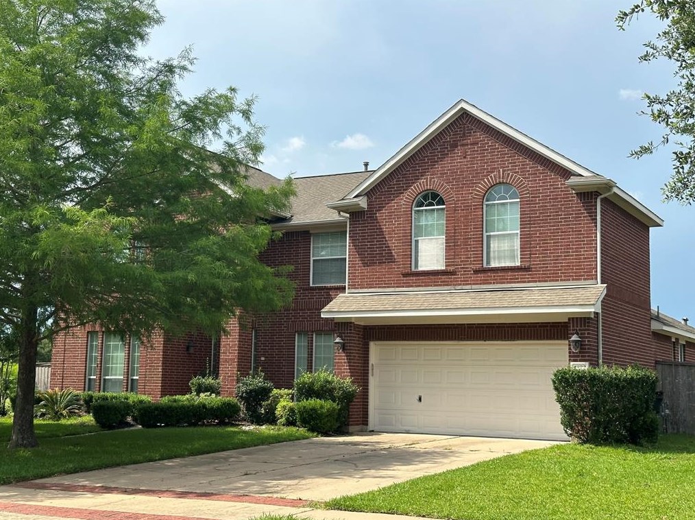 1922 Lake Grayson Dr, Katy, TX 77494