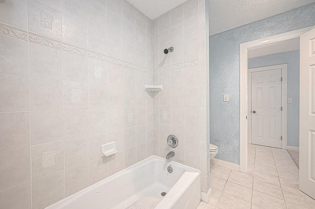 6303 Sprigg, Fulshear TX 77441-6305 exterior