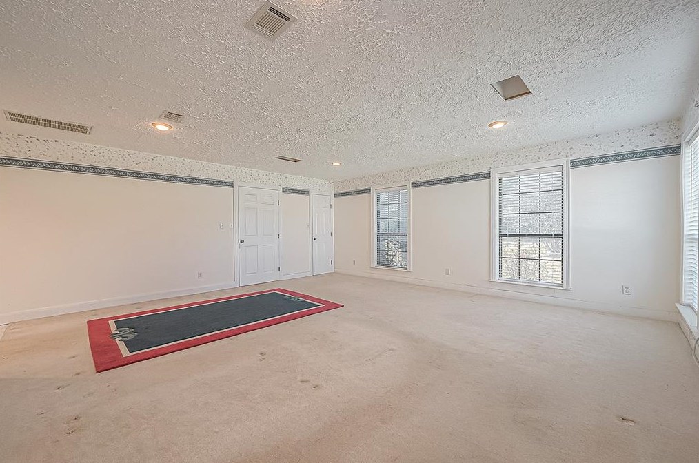 6303 Sprigg, Fulshear TX 77441-6305 exterior