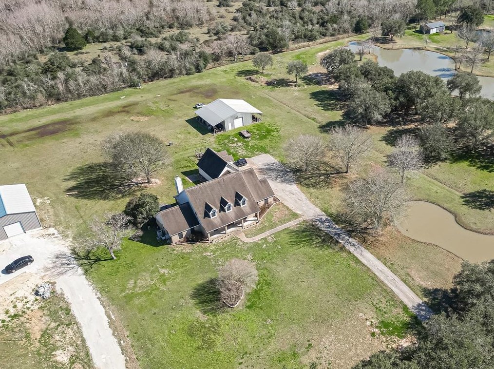 6303 Sprigg, Fulshear TX 77441-6305 exterior