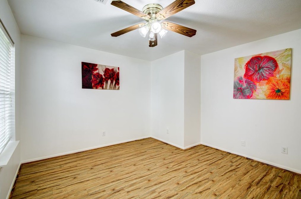 16110 Darwood Ct, Houston TX  77083-5064 exterior