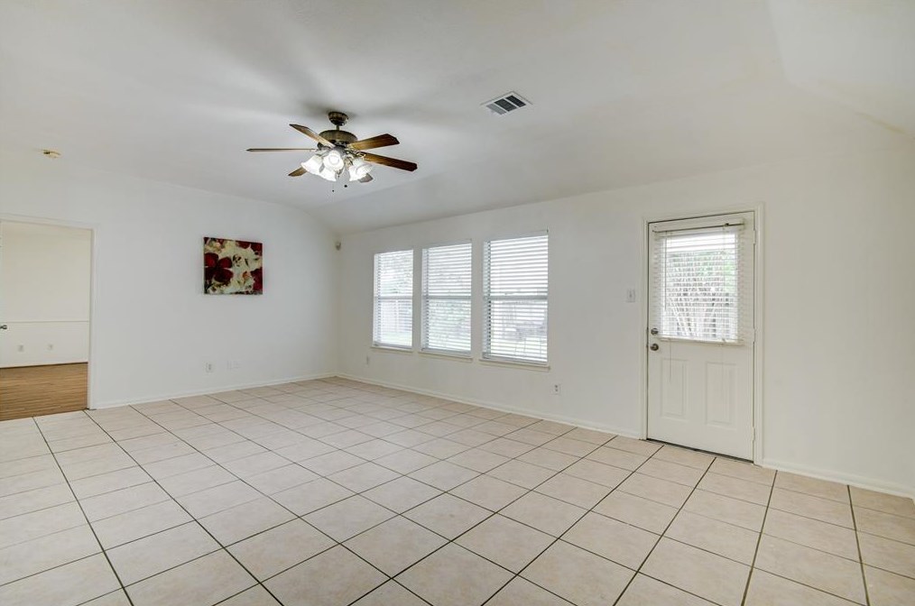 16110 Darwood Ct, Houston TX  77083-5064 exterior