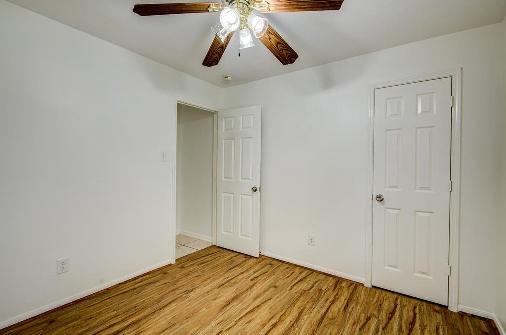 16110 Darwood Ct, Houston TX  77083-5064 exterior