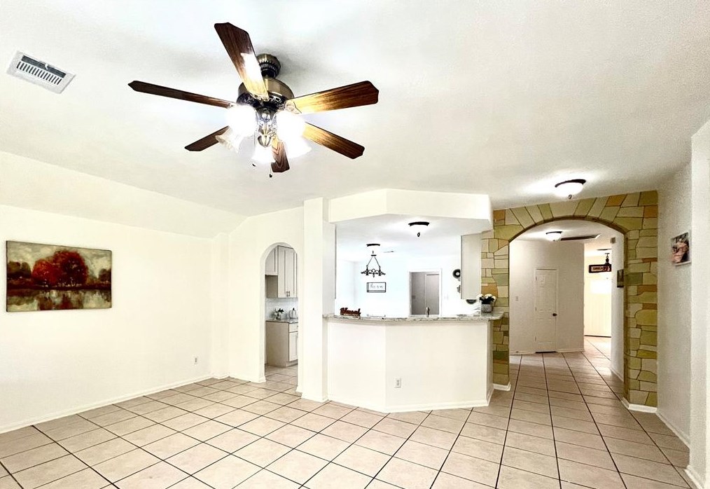 16110 Darwood Ct, Houston TX  77083-5064 exterior