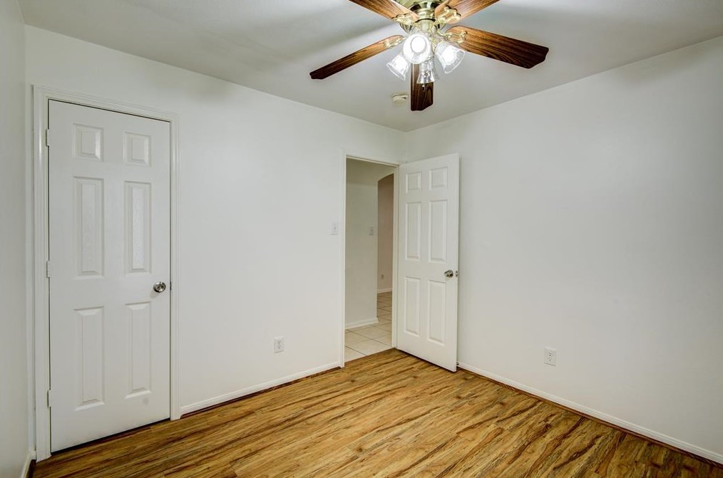 16110 Darwood Ct, Houston TX  77083-5064 exterior