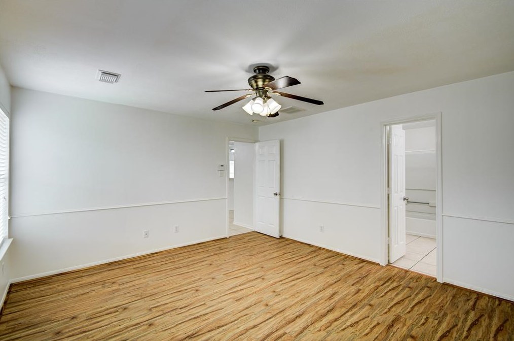 16110 Darwood Ct, Houston TX  77083-5064 exterior