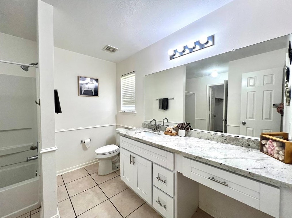 16110 Darwood Ct, Houston TX  77083-5063 exterior