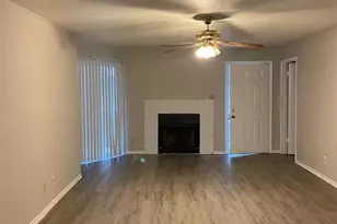 9797 Leawood Blvd, Houston, TX 77099 - Photo 4