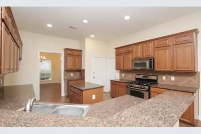 19114 Berkshire Oak Street, Cypress, TX 77429 - Photo 16