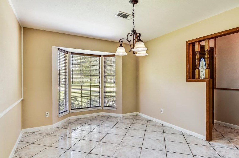 10110 Kirkdale Dr, Houston, TX 77089