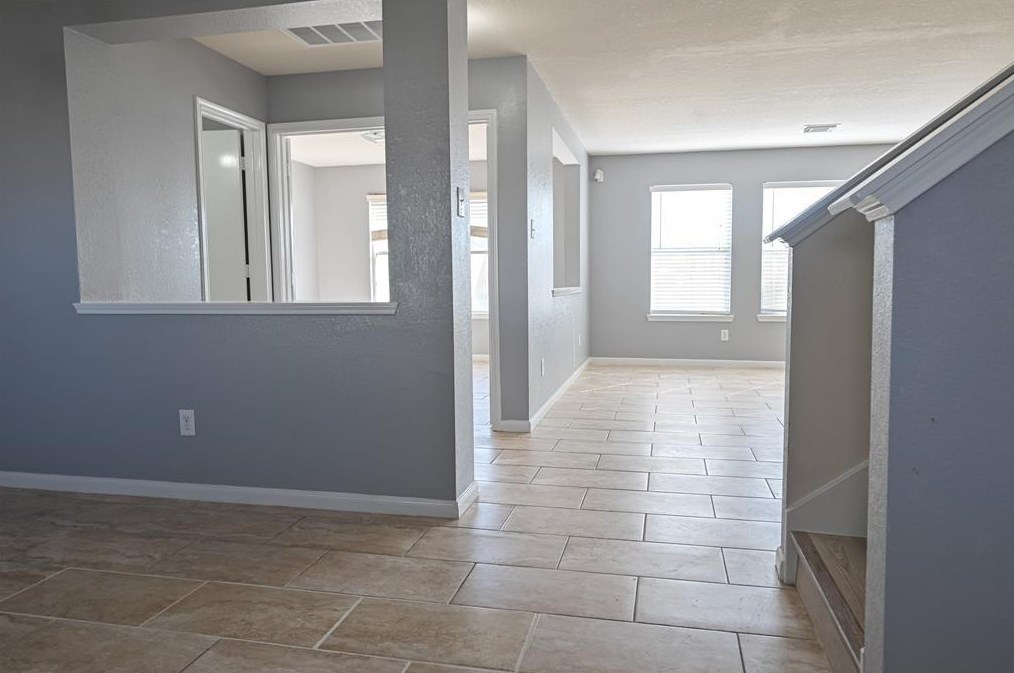 16011 Crooked Arrow Dr, Sugar Land, TX 77498