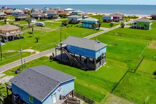 881 Buell, Port Bolivar, TX 77650 - Photo 38