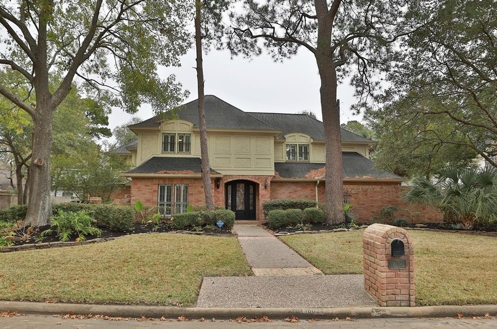 16022 Kinmont Ct, Spring, TX 77379-6885