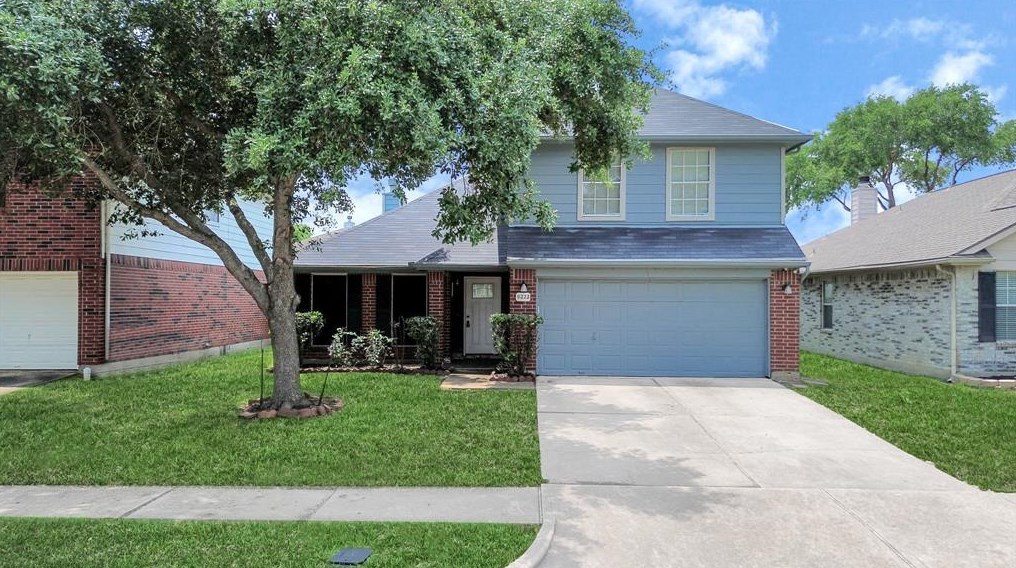 9222 Floral Crest Dr, Houston, TX 77083-6225