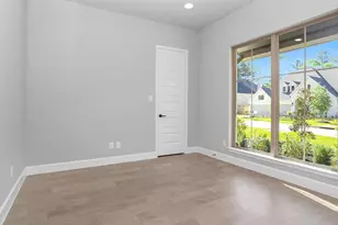 218 Wooded Rill Ct, Willis, TX 77318 - Photo 6