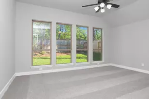 218 Wooded Rill Ct, Willis, TX 77318 - Photo 4