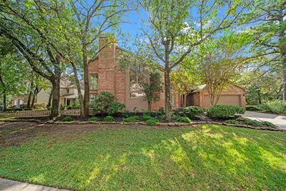 45 N Lakeridge Circle, The Woodlands, TX 77381 - Photo 1