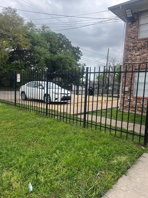 1320 Griffin #1, Houston, TX 77009