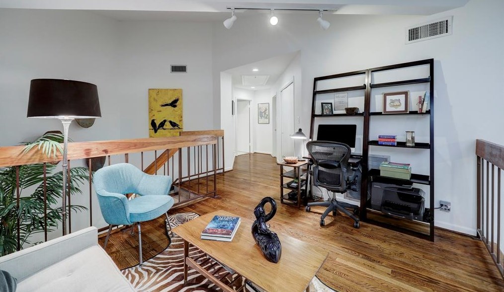 5005 Yoakum Blvd, Houston TX  77006-2721 exterior