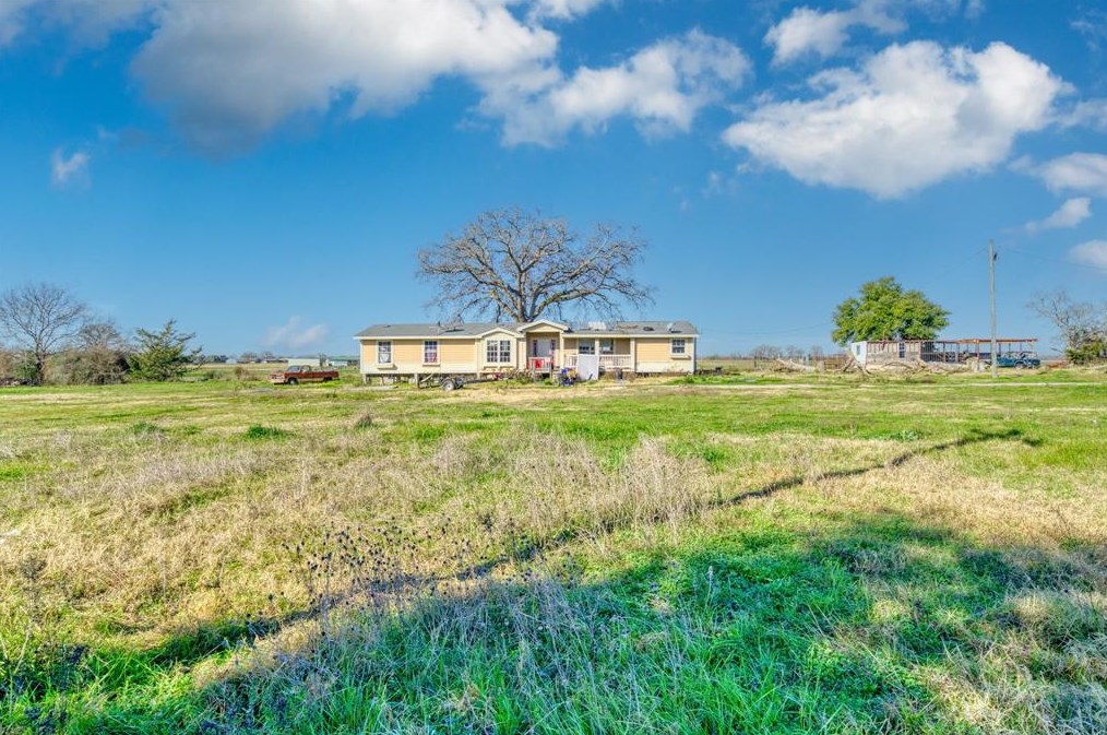 5861 Post Oak Loop, Midway, TX 75852-2754